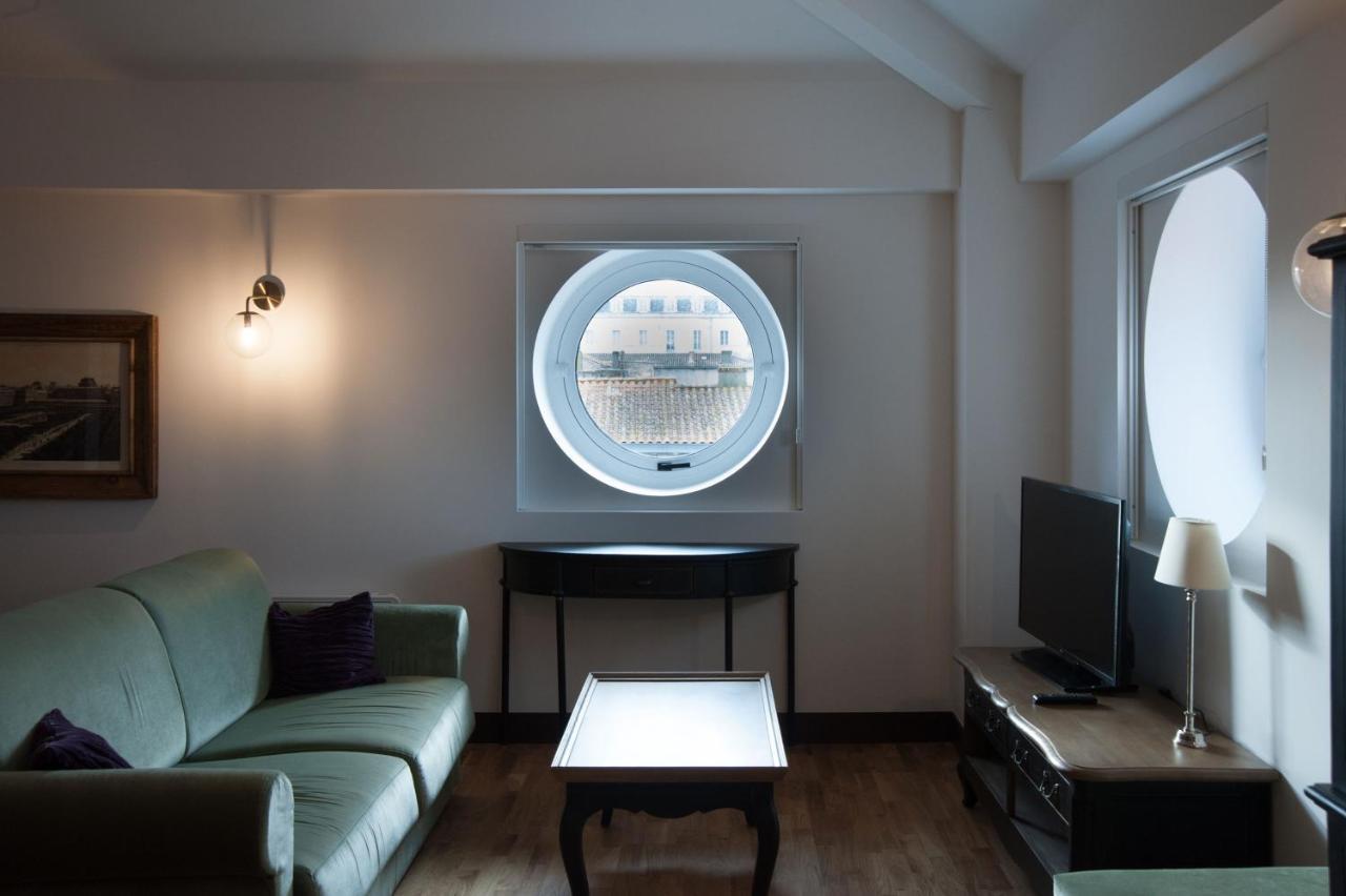 Residence De L'Arsenal Royal - Meubles De Tourisme روشفور المظهر الخارجي الصورة