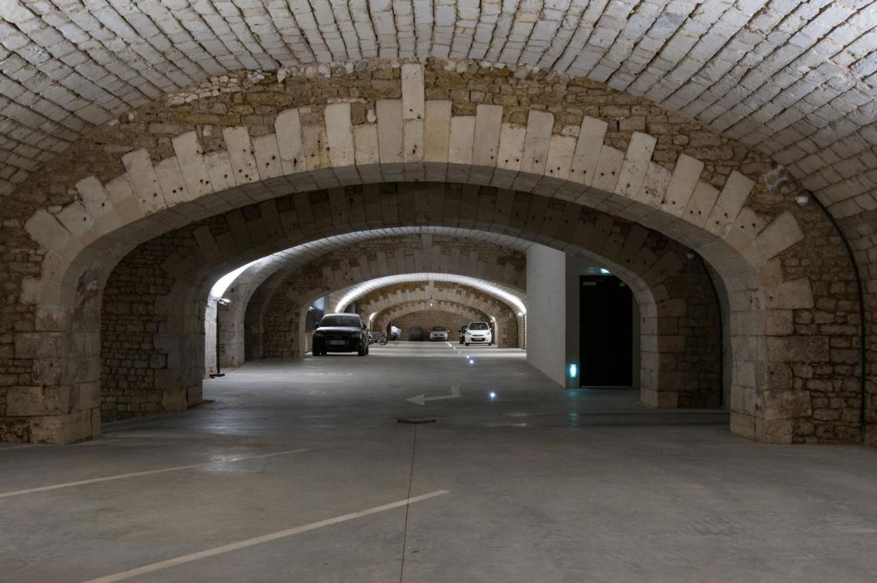 Residence De L'Arsenal Royal - Meubles De Tourisme روشفور المظهر الخارجي الصورة