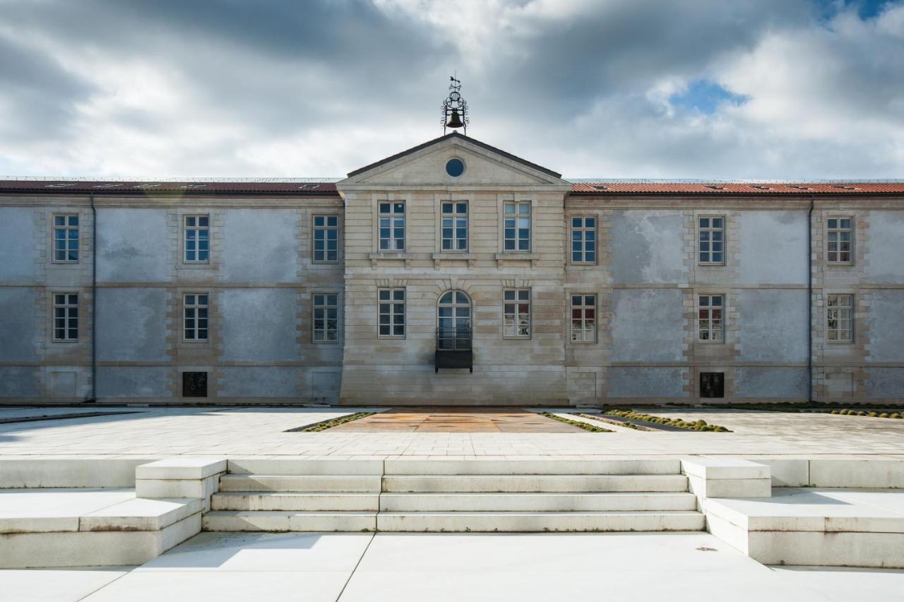 Residence De L'Arsenal Royal - Meubles De Tourisme روشفور المظهر الخارجي الصورة