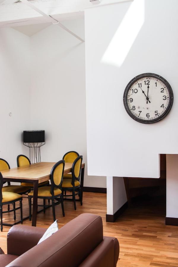 Residence De L'Arsenal Royal - Meubles De Tourisme روشفور المظهر الخارجي الصورة