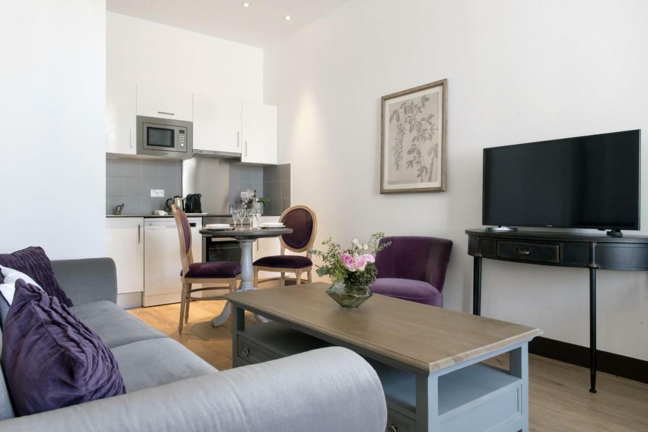 Residence De L'Arsenal Royal - Meubles De Tourisme روشفور المظهر الخارجي الصورة